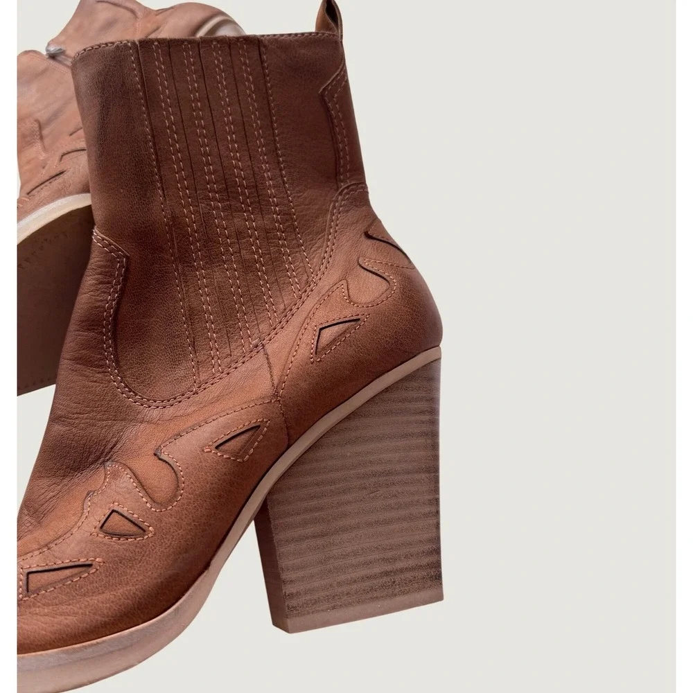Dolce Vita  Ramson Brown Leather Western Ankle Boots  10 Cowgirl  Boho Festival